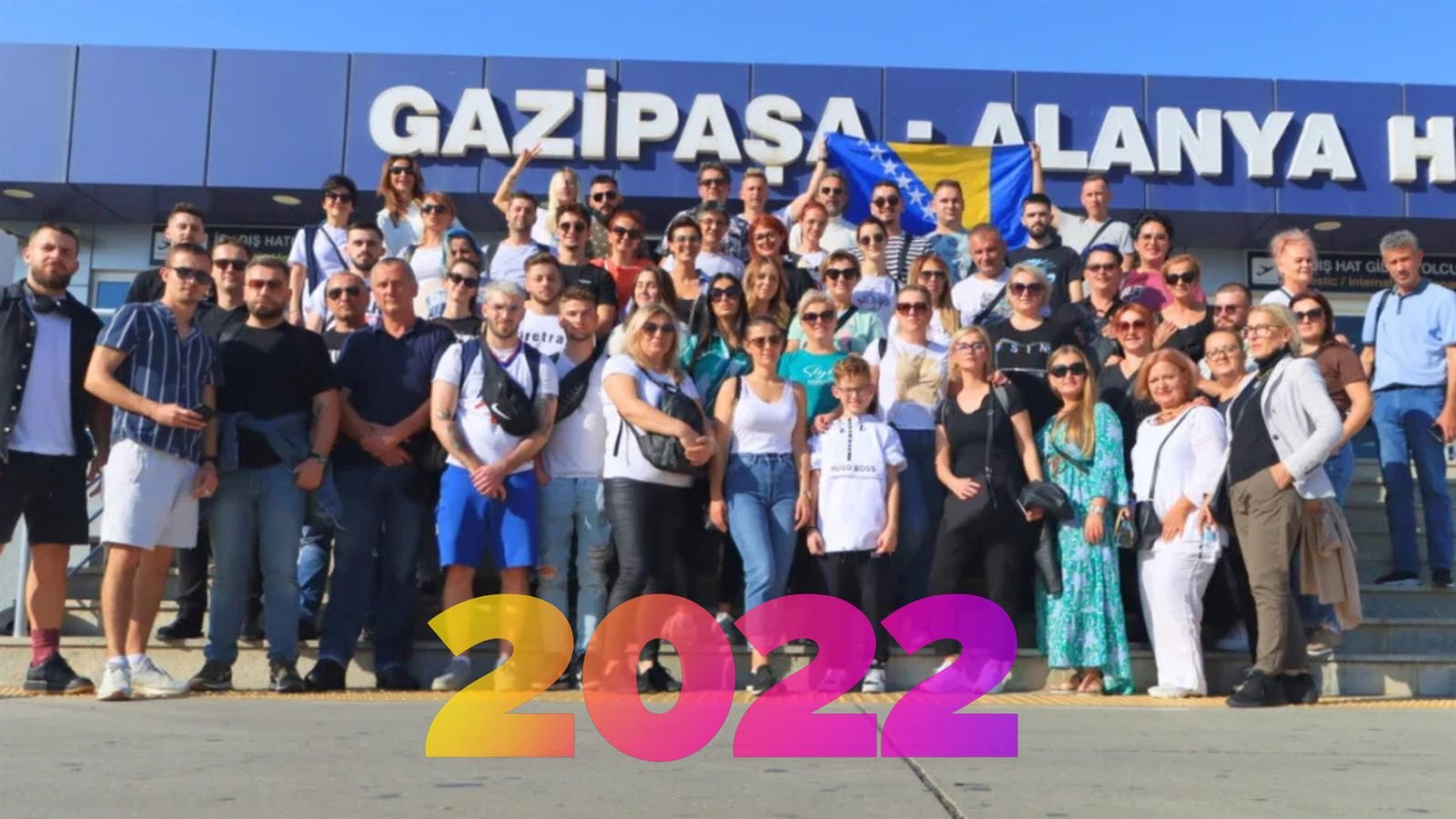 Turska 2022 — grupna fotografija na aerodromu Gazipaşa-Alanya